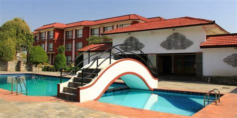 pokhara hotel booking.